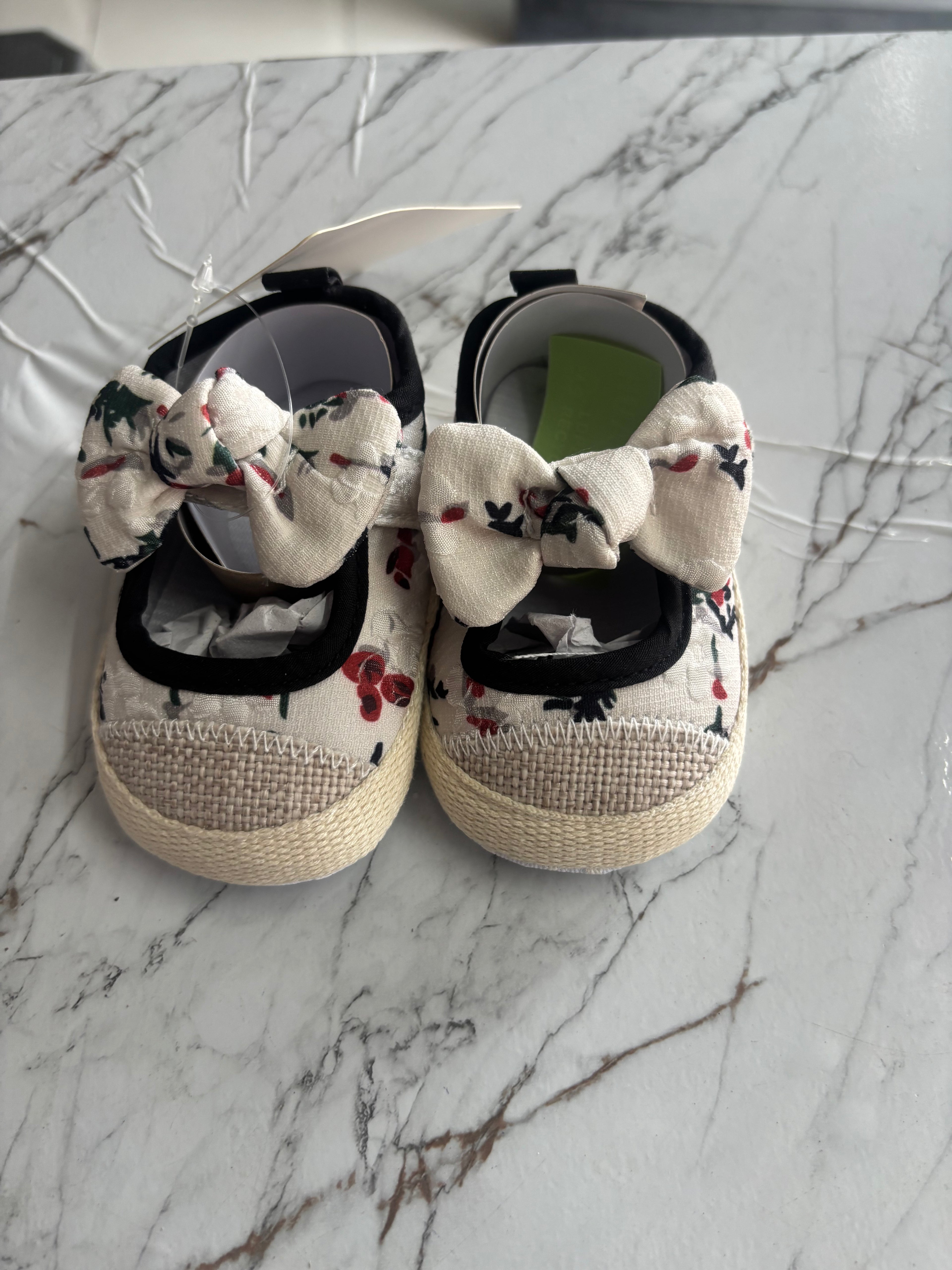 Baby Girl Floral Bow Shoes – Soft Sole Casual & Party Wear
